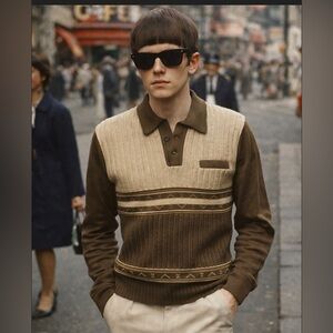 70’s knit mod style long sleeve shirt size S